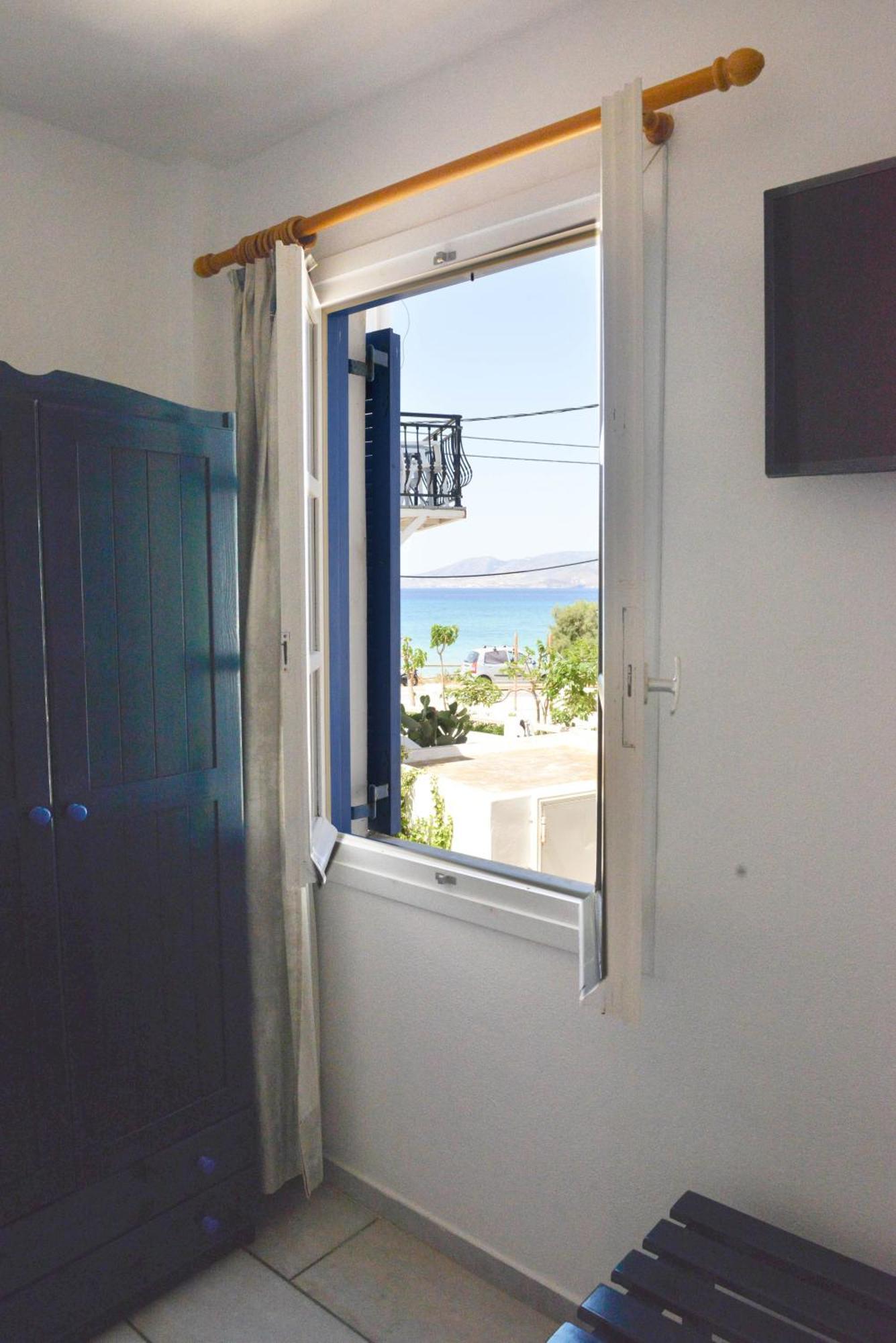 Plaza Studios Agia Anna  Exterior photo