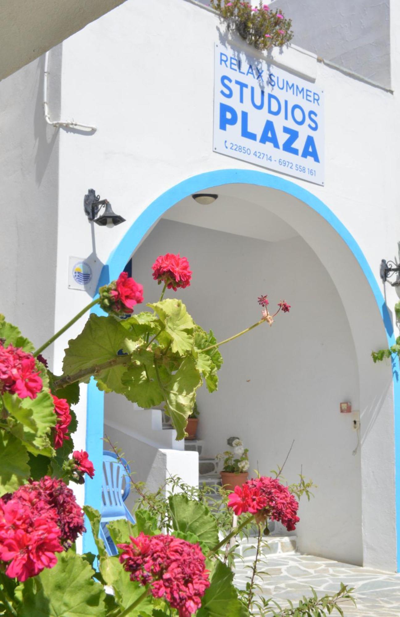 Plaza Studios Agia Anna  Exterior photo