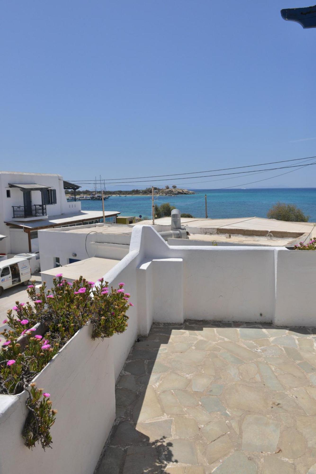 Plaza Studios Agia Anna  Exterior photo